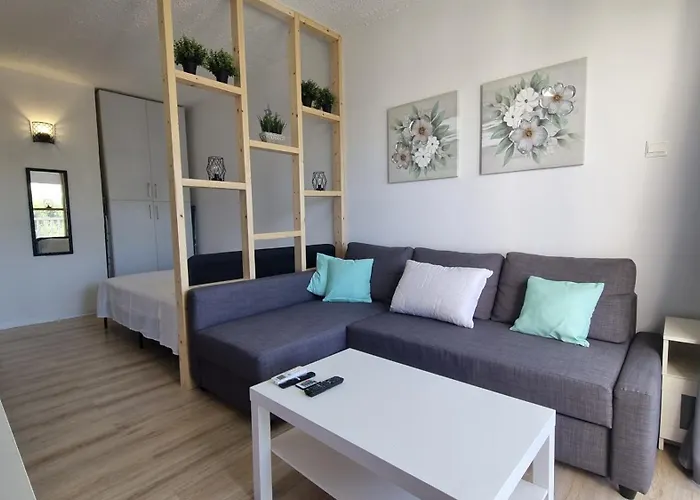 Gardens Mimoza 209 公寓